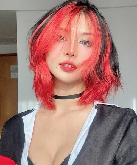 Charechii nudes model pic