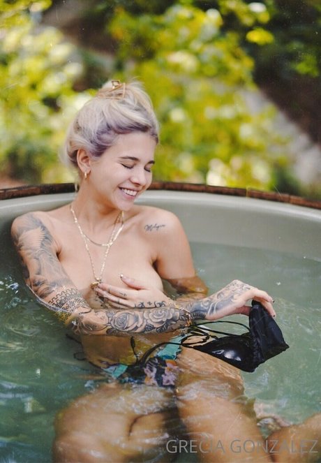 Aygrecia model porn gallery