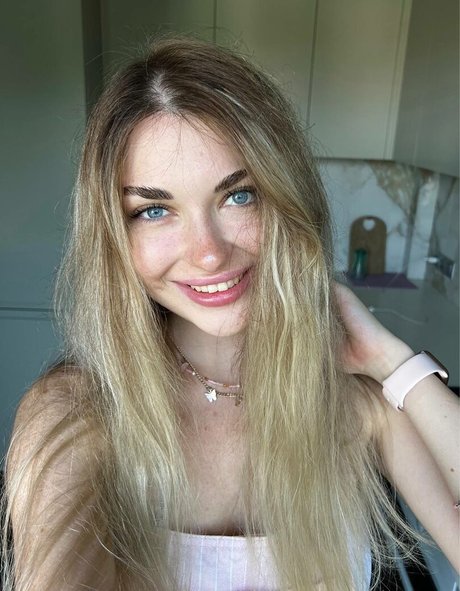 Arina Berdnikova pornstar art pic