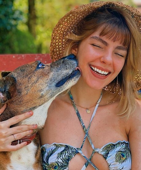 Triz Pariz nudes actress image