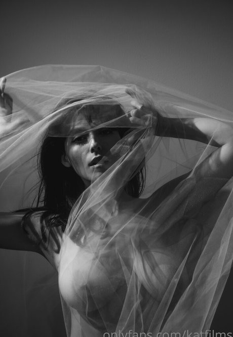 Kat Cabaret pornstar sex photos