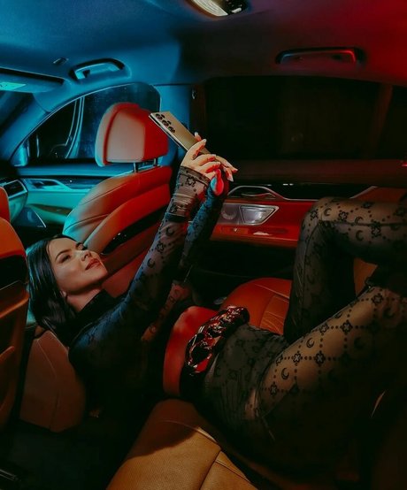 Apostoleanu hot star photo