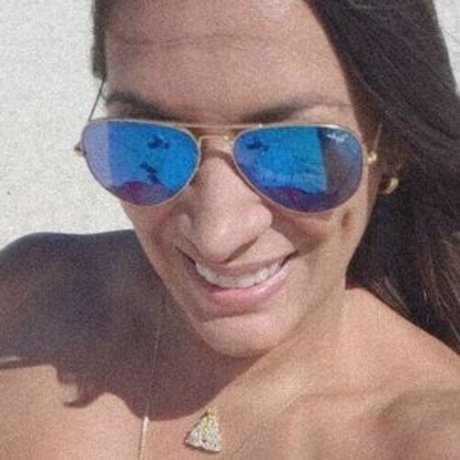 Yanet Martinez art actress galleries