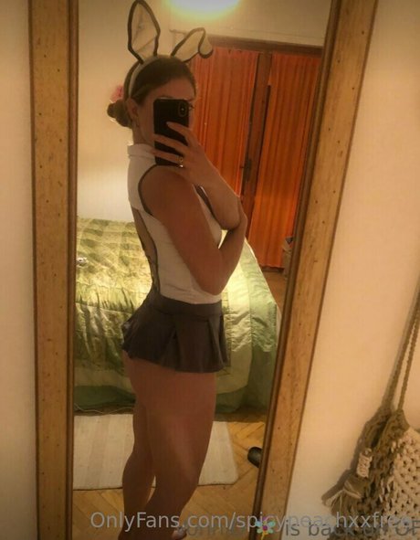 spicypeachxxfree pornstar erotic pics