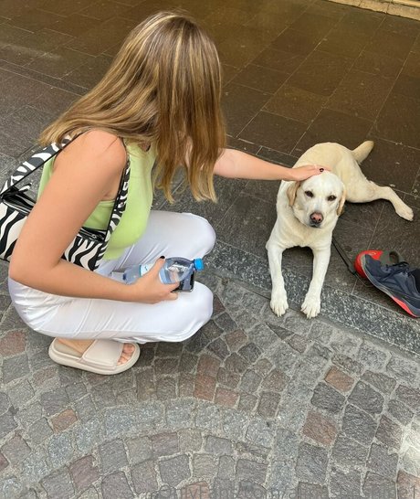 alinasunshine1 free model photos