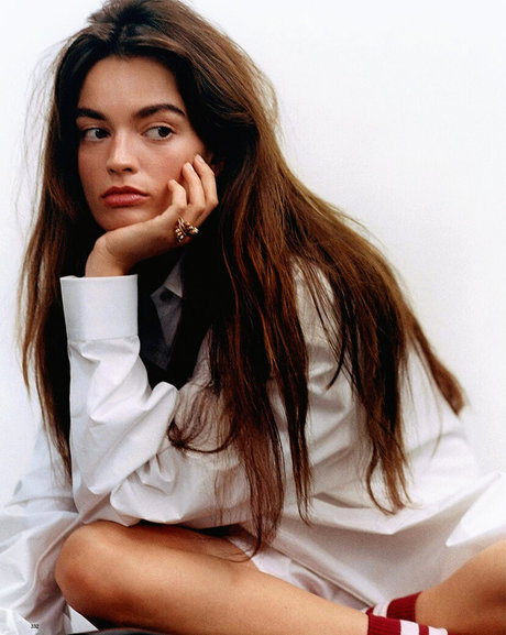 Emma Mackey pornographic model img