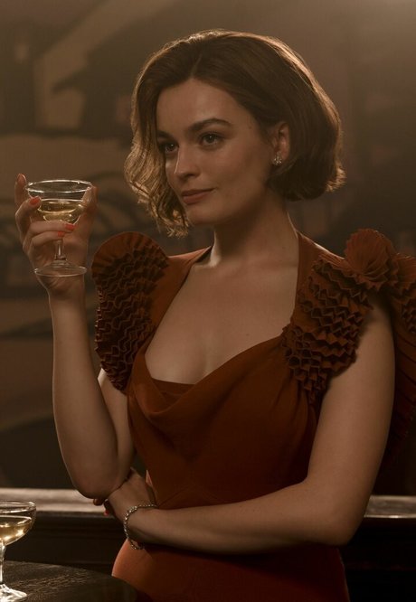 Emma Mackey pornstar nude images