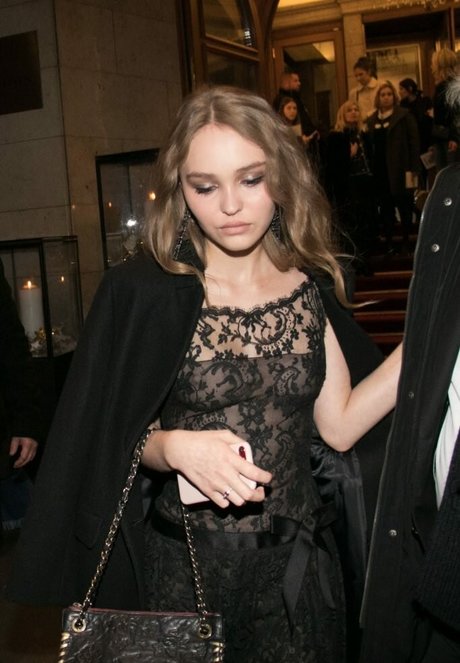 Lily Rose Depp pretty actress images