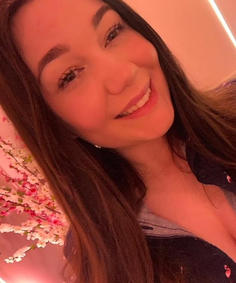 Itsbordie hot pornstar images