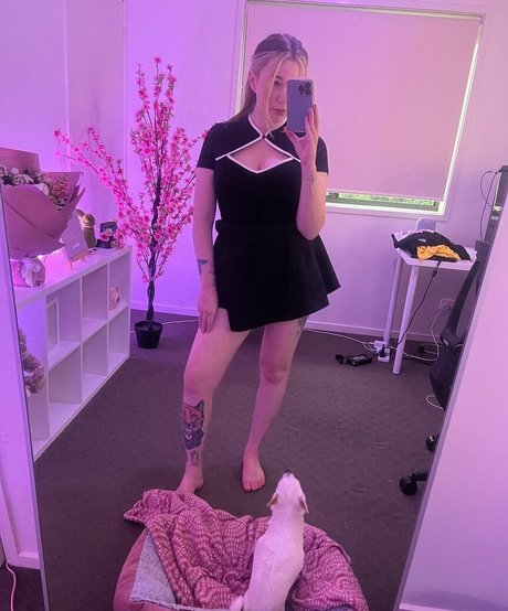 Itsbordie porn model picture