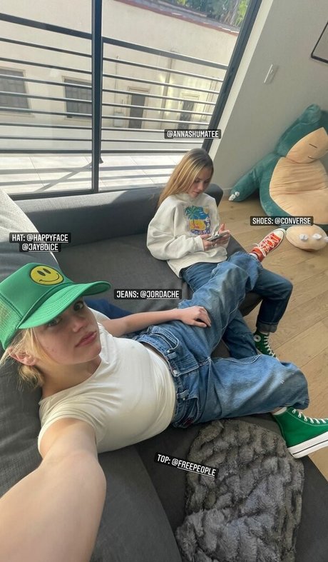 chubby milf onlyfans adult img