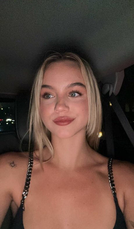 Emma Brooks star pornographic gallery