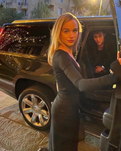 swimming pool onlyfans xxx photo