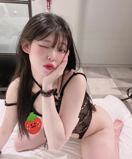 yudiii model nice images