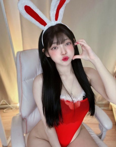 yudiii hd actress image