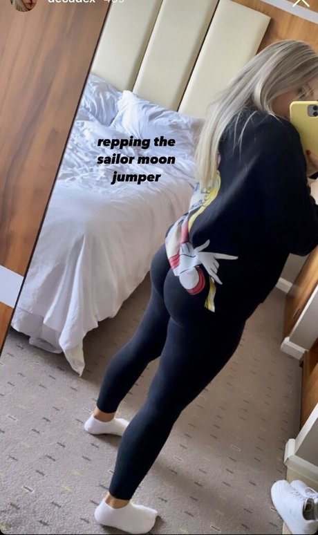 Decadex nice actress pictures