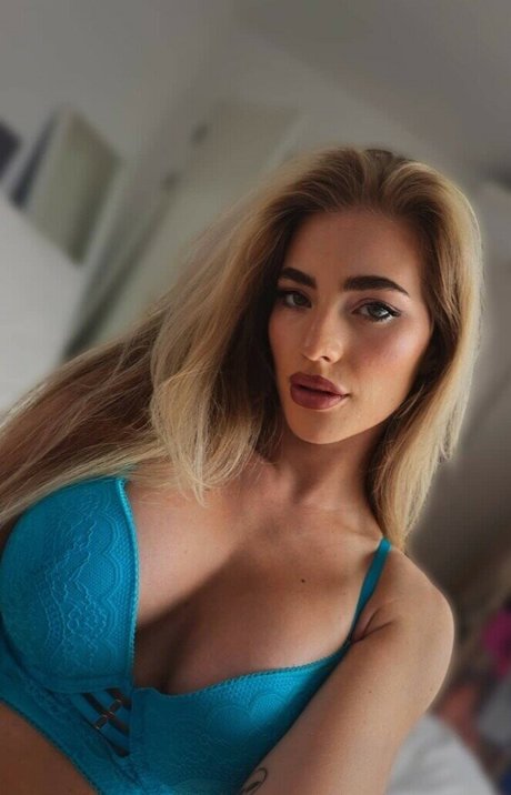 Jessemiaj pornstar picture