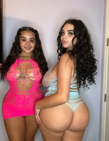 jasmyn2juiicy exclusive model image