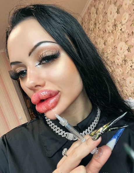 allison alis model art image