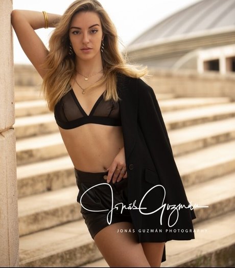 Lyzabeeth beautiful pornstar galleries