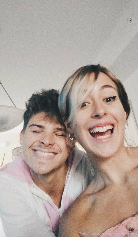 rosiebones nudes star img