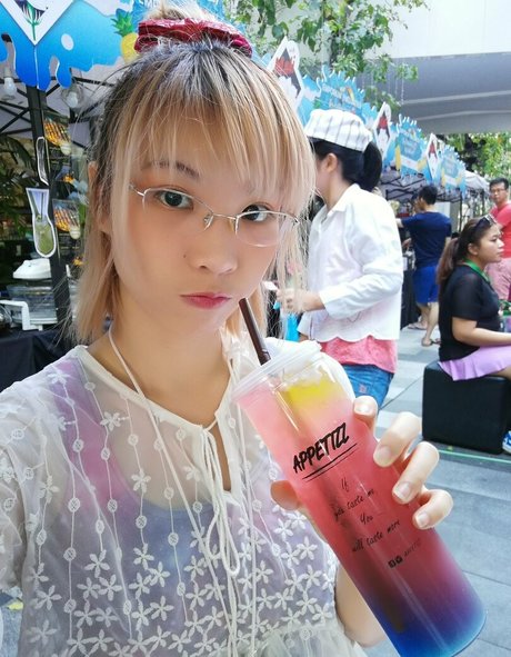 iutopia model nice pics