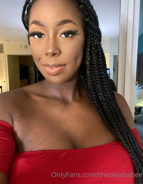 thedejababee hot actress photo