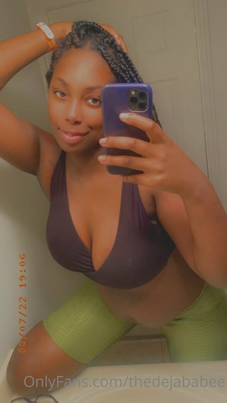 thedejababee model pretty photo