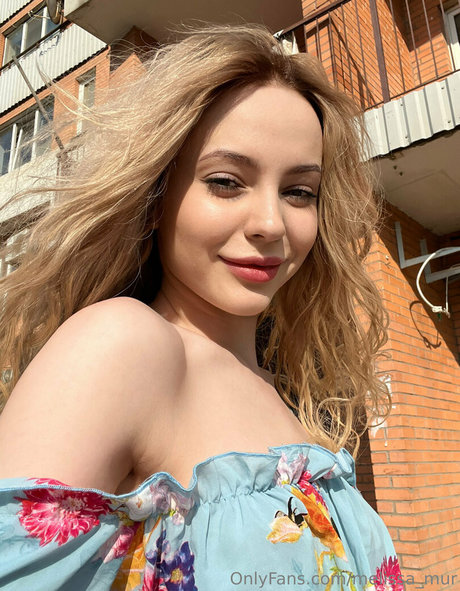 melissa mur sexy model img