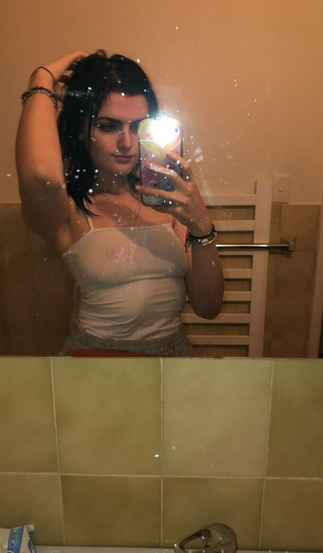 thehighpreistess star nude images