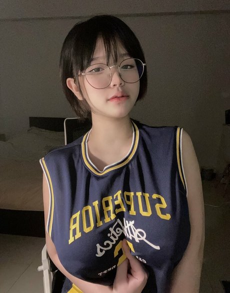 Imneko13 model sexy pics