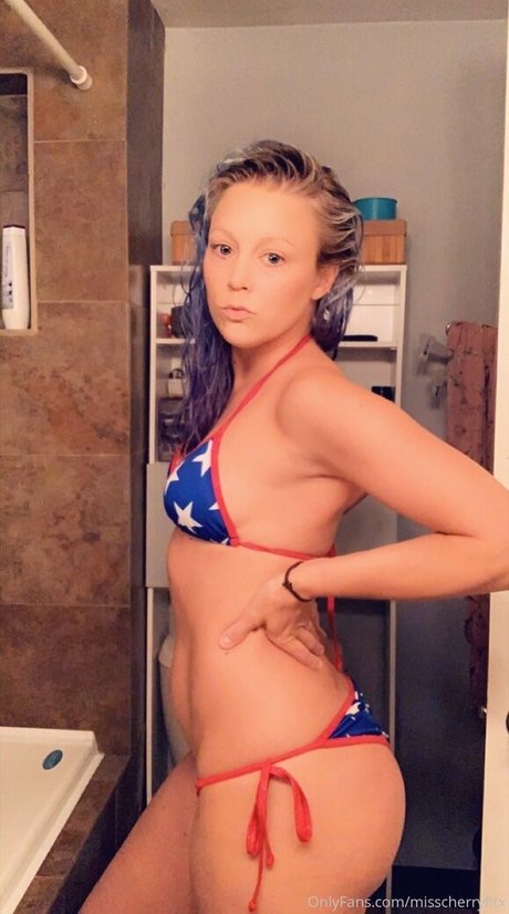 misscherryfitx model nude img