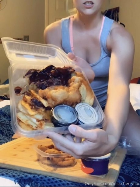 misscherryfitx high quality pornstar pics