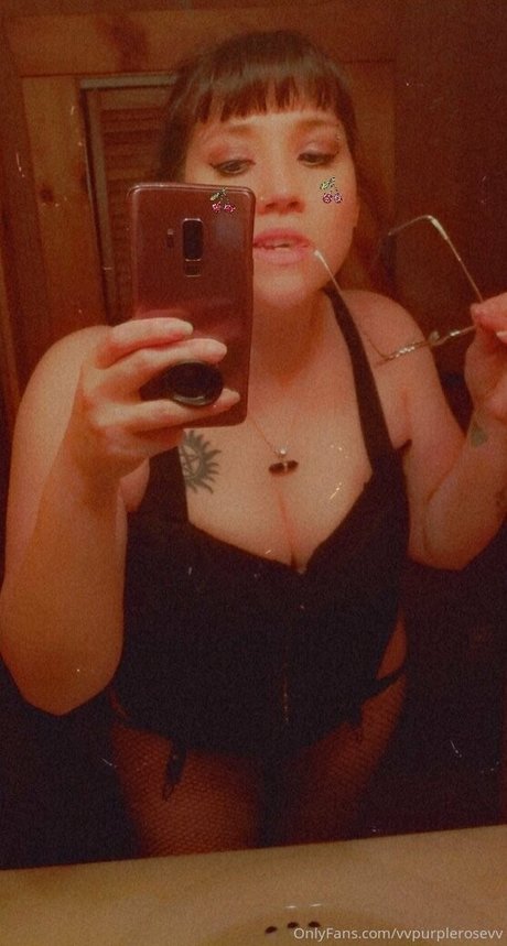 vvpurplerosevv model nudes pic