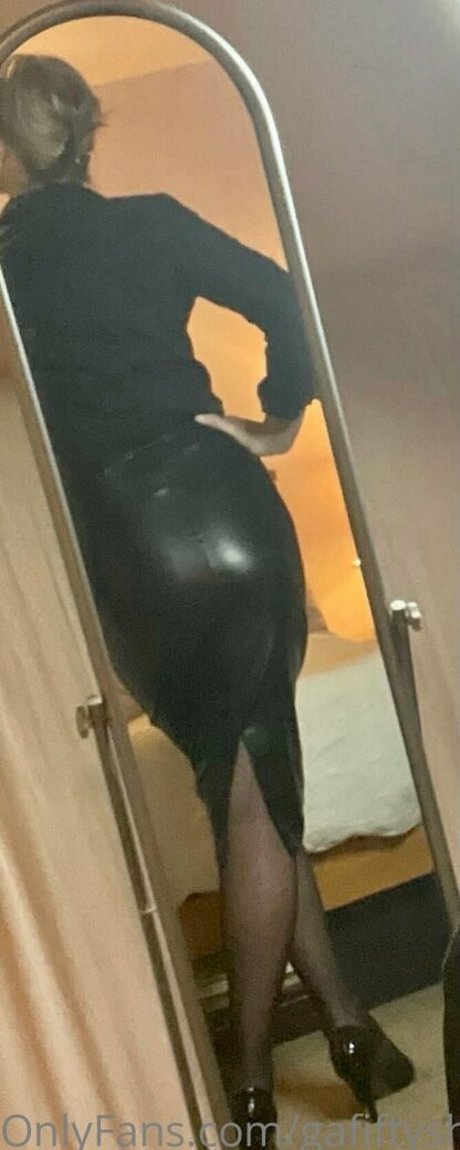 gafiftyshades2 xxx model picture