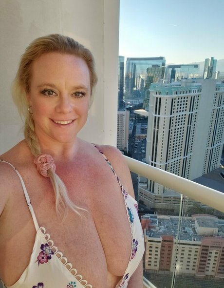 Cameron Skye beautiful star gallery