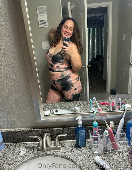 do you pine69 exclusive model picture