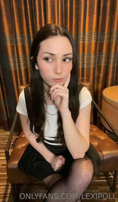 petite milf onlyfans porno images