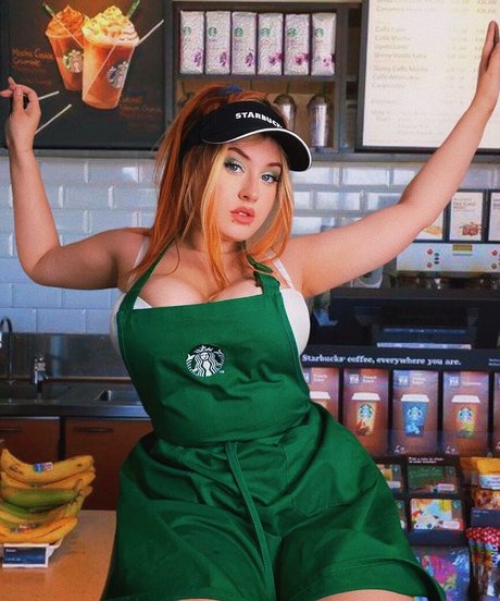 Autumn Spice model naked photos