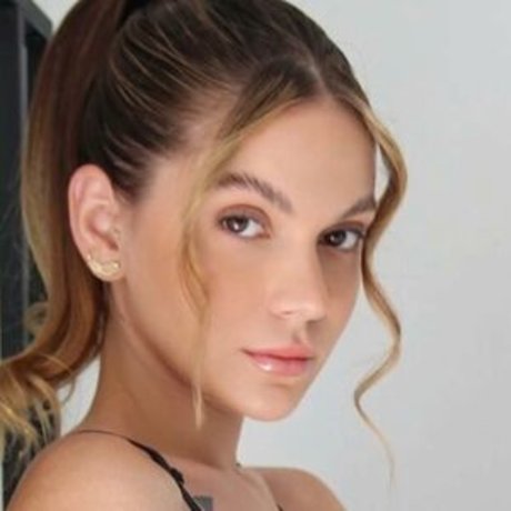 Sasha Ferro art actress images