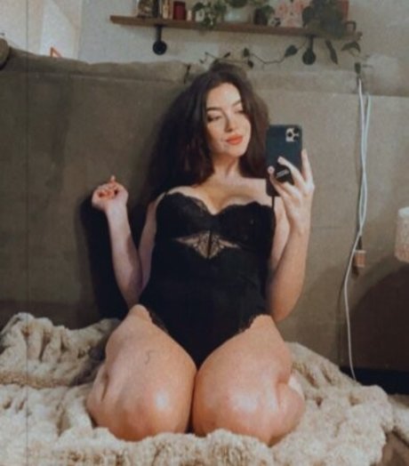 Novaleesi top model images