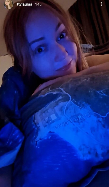 lauraa perfect model pictures