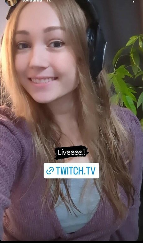 lauraa nudes pornstar picture