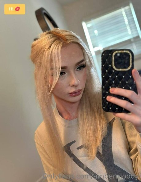 Ambermooody pornstar naked img