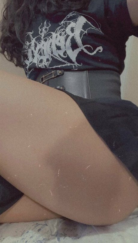 ComradeLilith model exclusive gallery