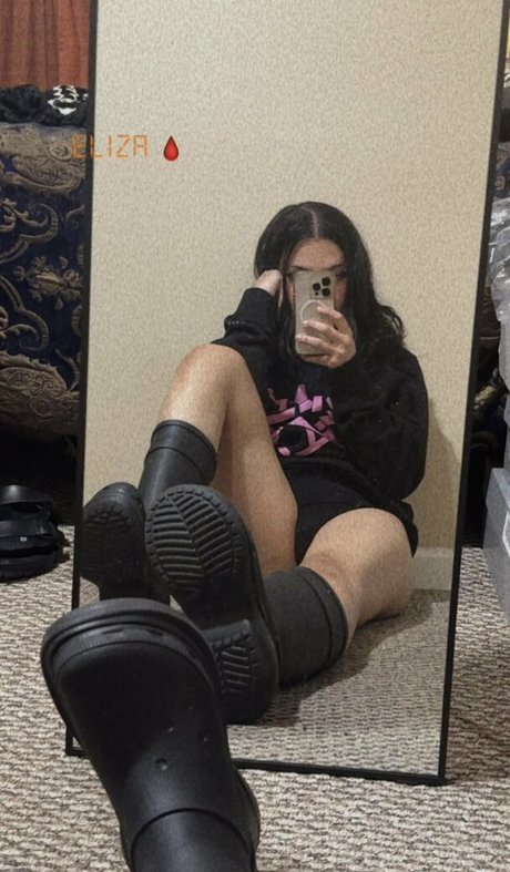 ComradeLilith xxx pornstar photo