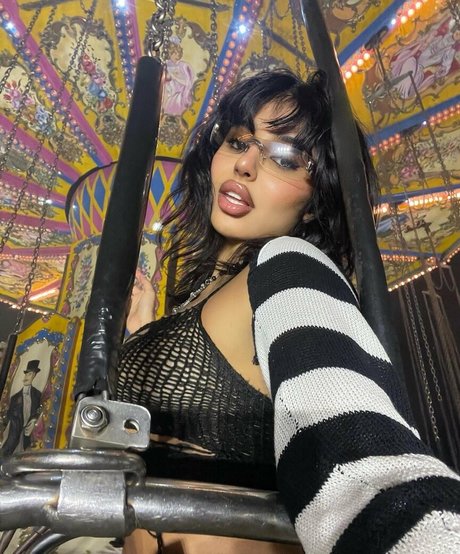 HanaMyMood beautiful star pictures