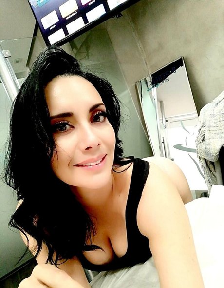 Sugey Abrego hot actress picture