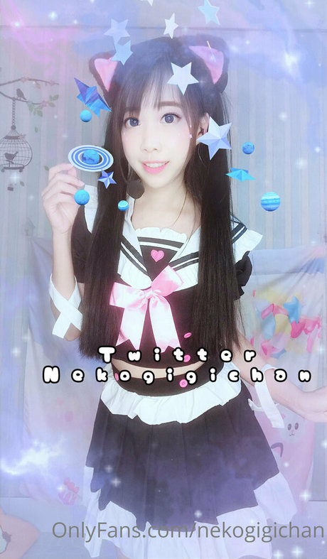 nekogigichan naked pornstar image