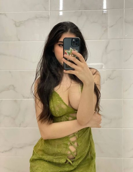 owlida high quality model picture